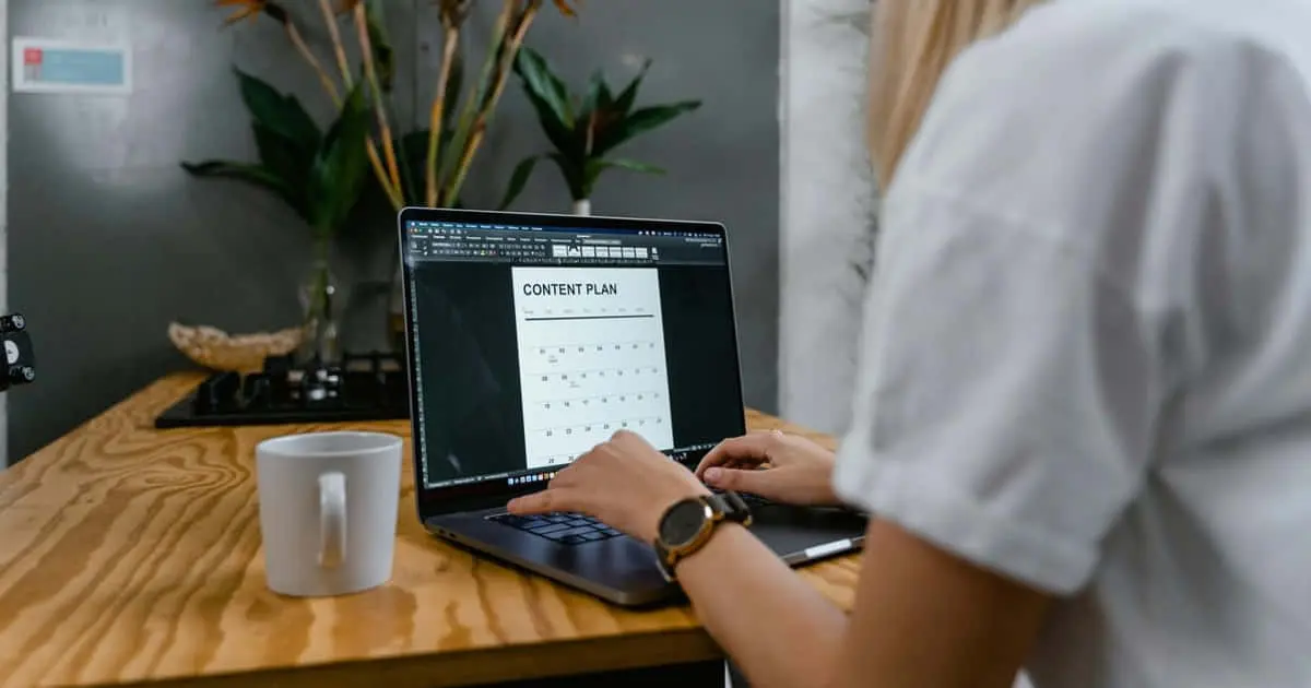 Freelancer eller selvstændig? Sådan professionaliserer du din forretning digitalt